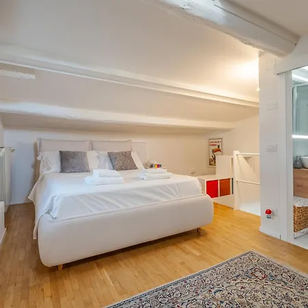 Apartment Moderno Quadrilocale, Ultimo Piano Florence