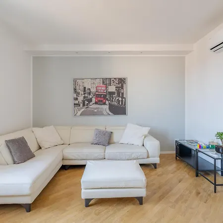 Apartment Moderno Quadrilocale, Ultimo Piano Florence